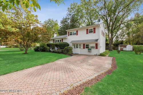 2 Chalmers Rd, East Brunswick, NJ, 08816-4102 | Card Image