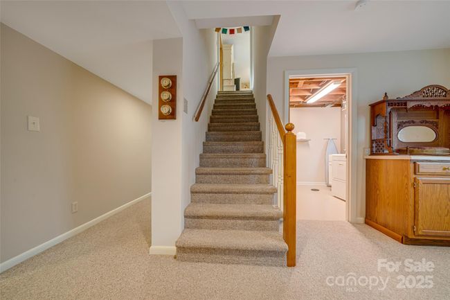 23 Zephyr Dr, House other with 4 bedrooms, 2 bathrooms and null parking in Asheville NC | Image 27