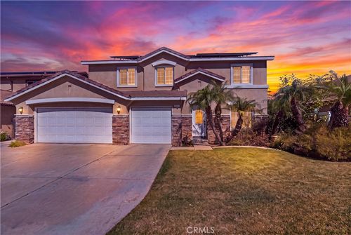 825 Derby St, Corona, CA, 92882-7578 | Card Image