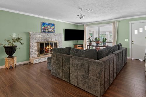 41 Linden Rd, North Conway, NH, 03860-5610 | Card Image