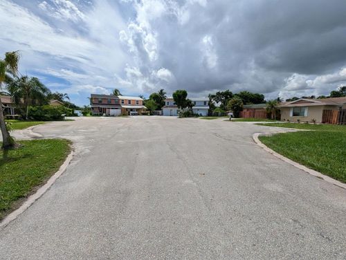 8599 Crater Ter, West Palm Beach, FL, 33403-1678 | Card Image