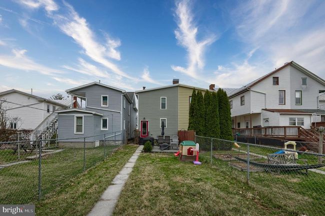 306 S Cherry St, Home with 3 bedrooms, 2 bathrooms and null parking in MYERSTOWN PA | Image 27