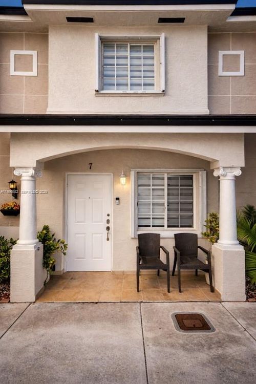 apt-7-7663 W 36th Ave, Hialeah, FL, 33018-1695 | Card Image