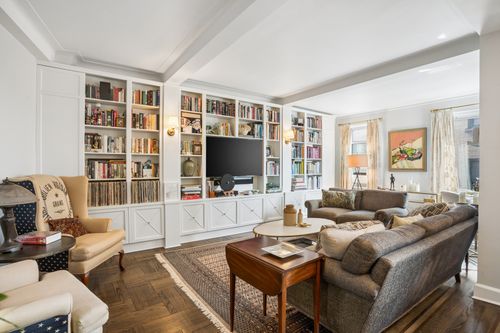 7f-250 Cabrini Blvd, New York, NY, 10033-1159 | Card Image