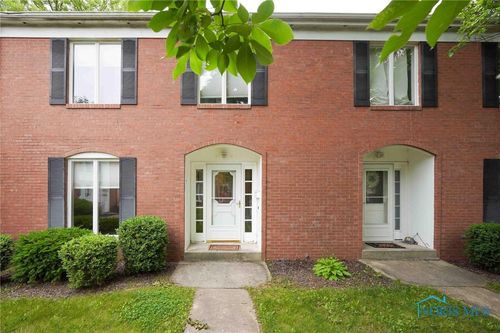 u7-1902 Queenswood Dr, Findlay, OH, 45840-6982 | Card Image