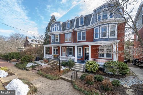 2104 N Bancroft Pkwy, WILMINGTON, DE, 19806-2206 | Card Image