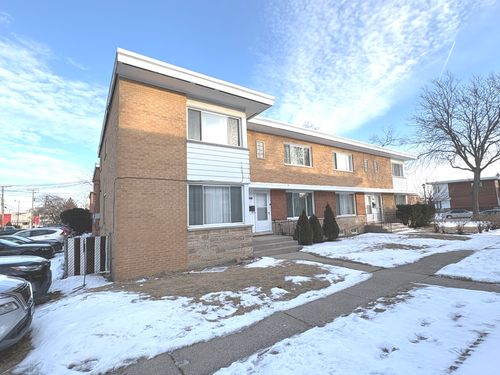 d-4864 Carol St, Skokie, IL, 60077-2261 | Card Image