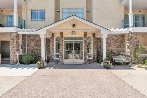 {{alt}} | Card Image