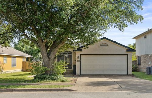1025 1025 Apple Cross Drive, Pflugerville, TX, 78660 | Card Image