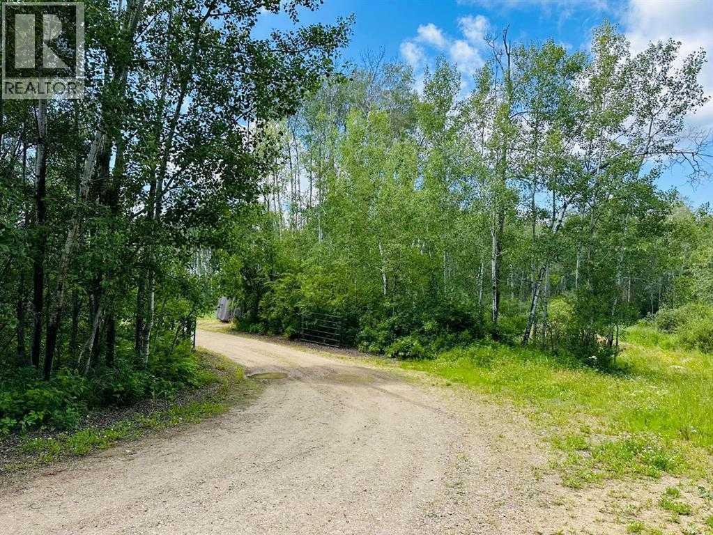 Land in Lac Des Iles 5