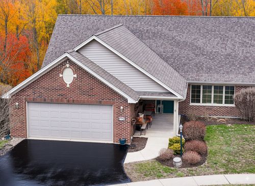 720 Serene Trl, Woodstock, IL, 60098-8908 | Card Image