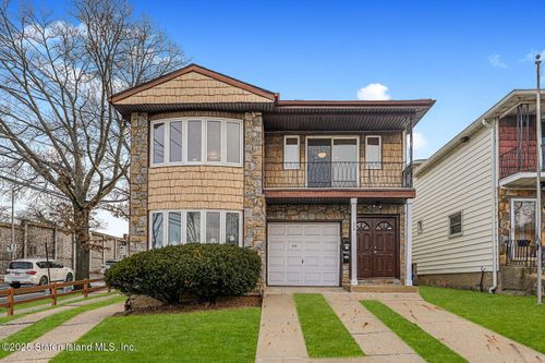219 Mann Ave, Staten Island, NY, 10314-4117 | Card Image