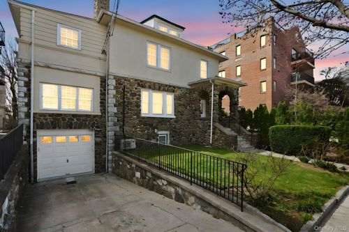 2-109 Hillside Pl, Eastchester, NY, 10709-3167 | Card Image