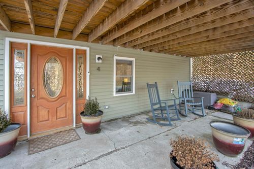 4 Watson Ave, Milton, NY, 12547-5124 | Card Image