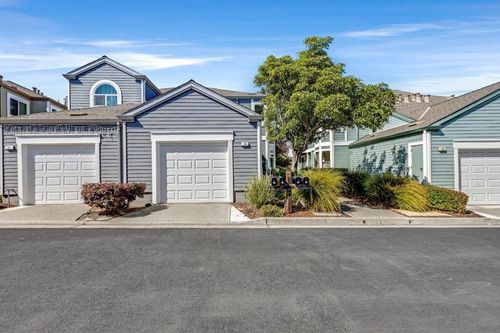 15 Parfait Ln, Alameda, CA, 94502-6546 | Card Image