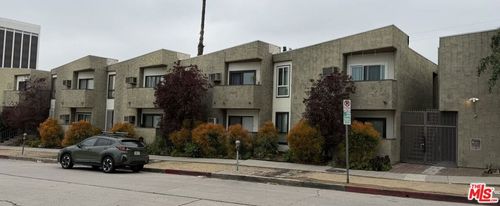 10-4506 Saugus Avenue, Sherman Oaks, CA, 91403 | Card Image