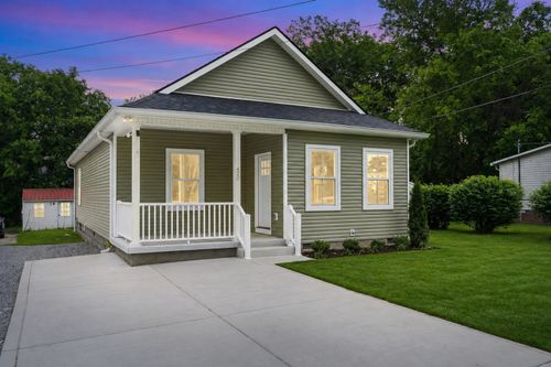 420 Durrett St, Springfield, TN, 37172-2608 | Card Image