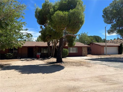 17000 Allthorn St, Hesperia, CA, 92345-6883 | Card Image