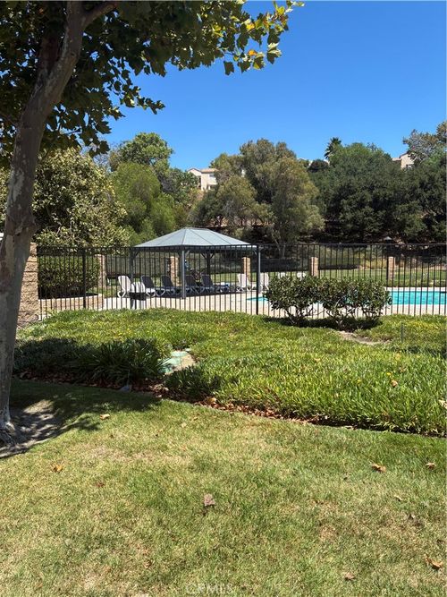 103-21203 Trumpet Dr, Newhall, CA, 91321-4269 | Card Image