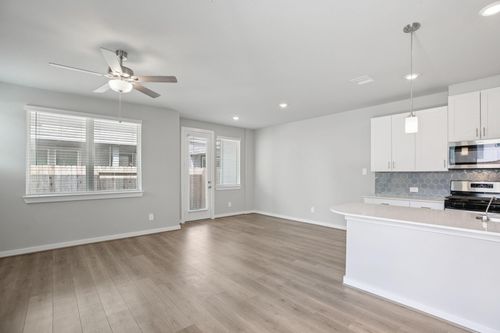 3203 Quiet Sunset Dr, Houston, TX, 77080-2775 | Card Image