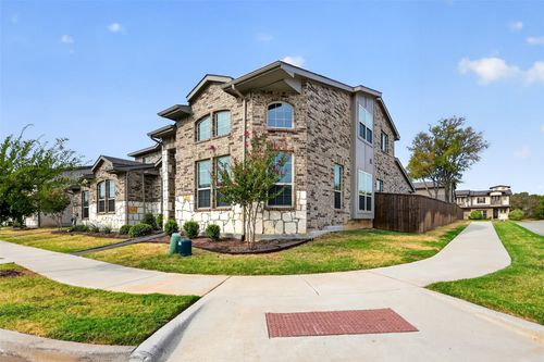 3434 Solana Cir, Denton, TX, 76207-1473 | Card Image