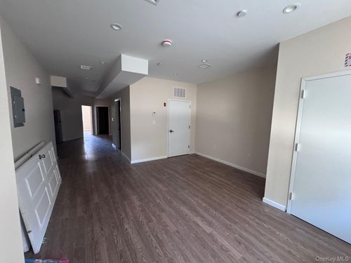 1132 Mcbride St, Far Rockaway, NY, 11691-2480 | Card Image