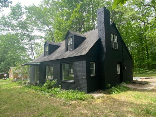 1209 6th St, Pentwater, MI, 49449-9406 | Card Image