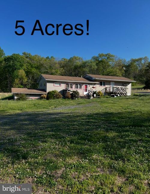 3721 W Hoover Rd, HAYWOOD, VA, 22722-2244 | Card Image