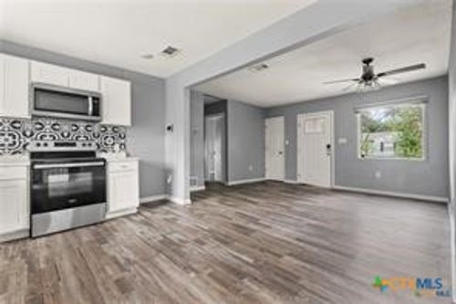 706 Crockett Dr, Killeen, TX, 76541-5623 | Card Image