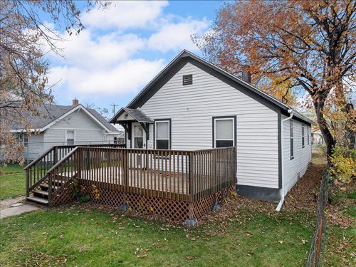 512 4th Ave, Belle Fourche, SD, 57717-1210 | Card Image