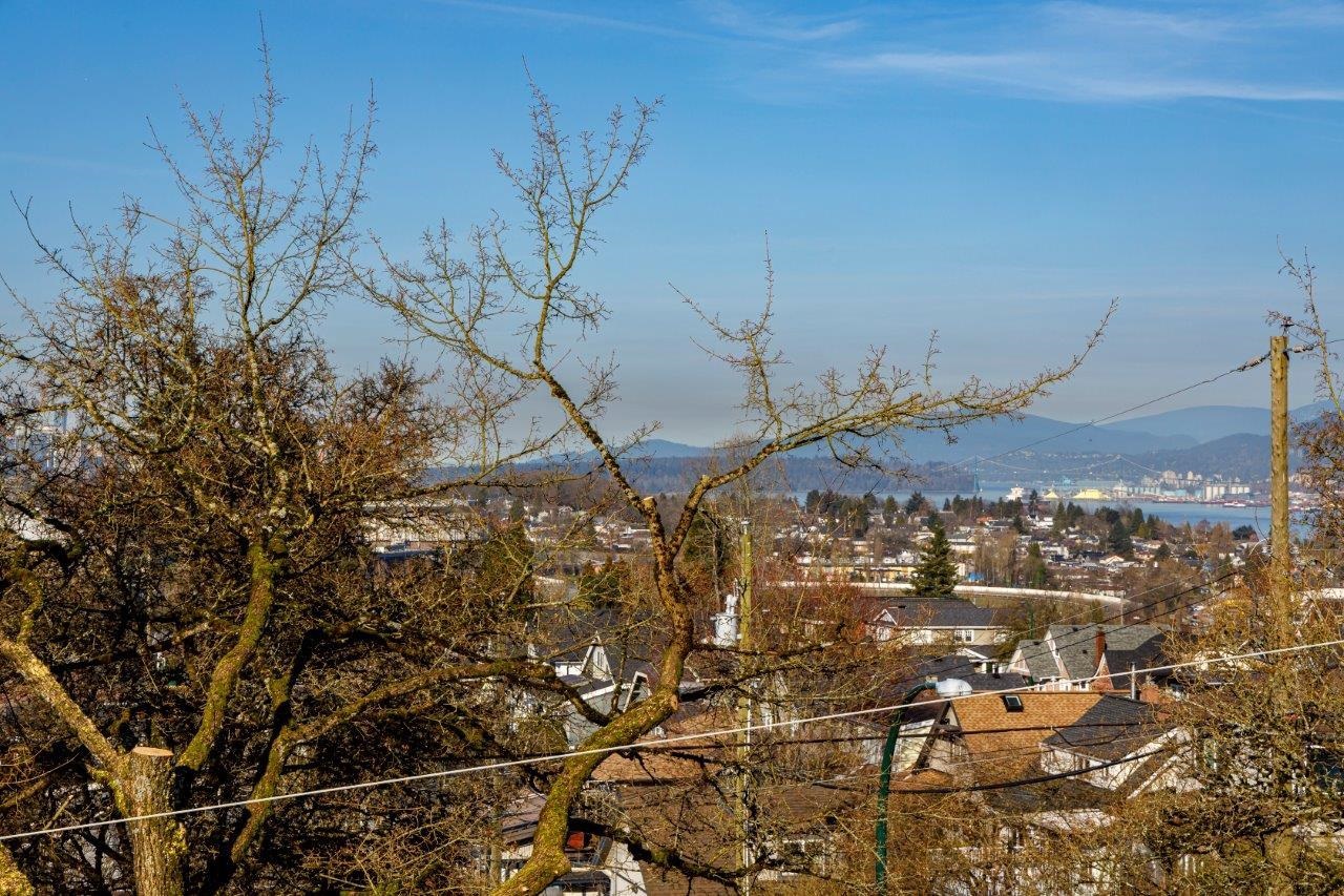 46 Kootenay Street, House other with 6 bedrooms, 3 bathrooms and 1 parking in Vancouver BC | Image 37