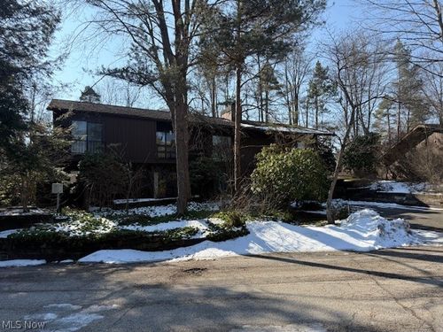 1938 Hemlock Dr, Kent, OH, 44240-5934 | Card Image