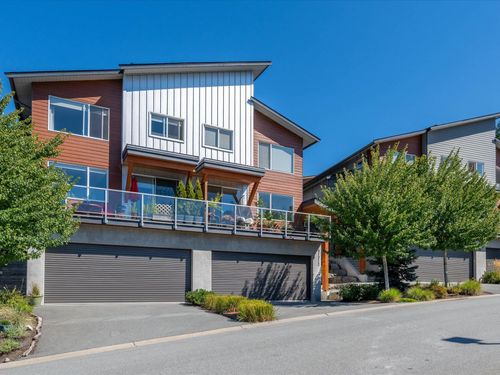 41314 Horizon Dr, Squamish, BC, V8B0Y7 | Card Image