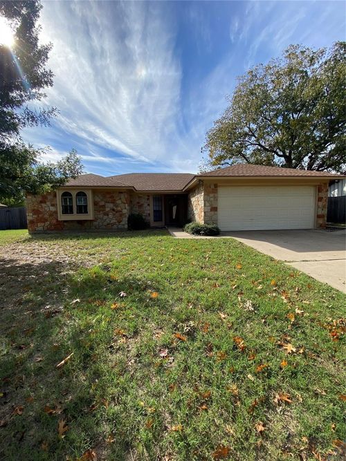 1124 Dove Hollow Rd, Granbury, TX, 76048-2511 | Card Image