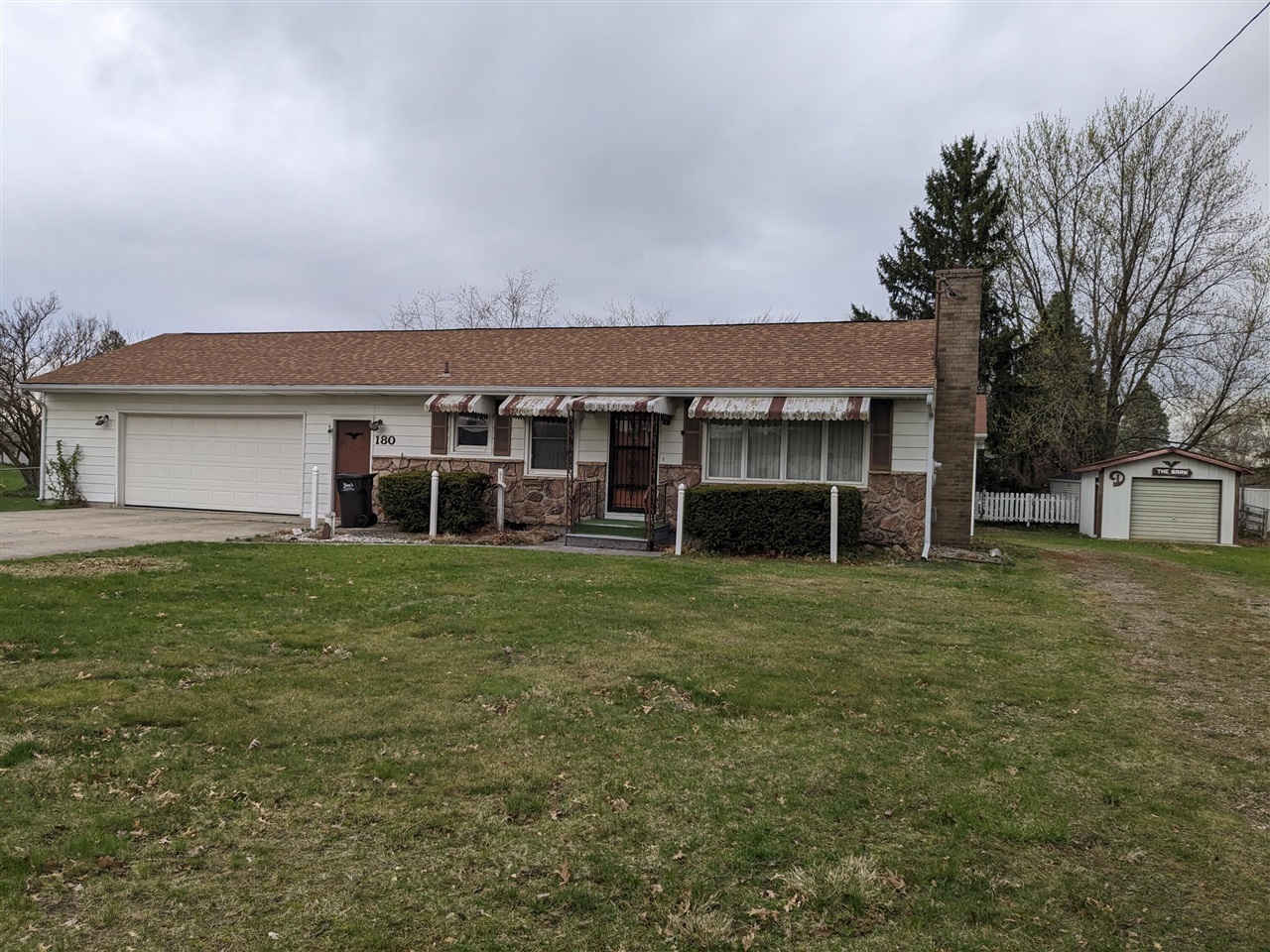 Tuttle Rd, Ionia, MI 48846