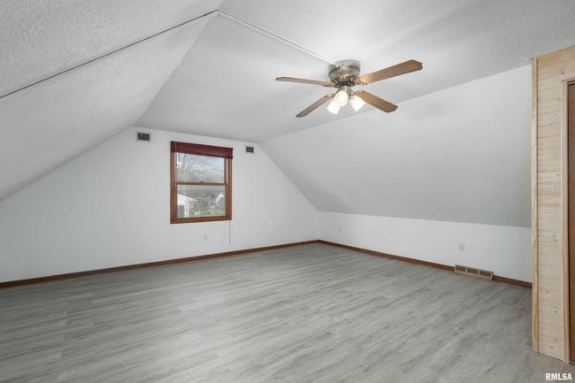 4325 Aspen Hills Cir, House other with 4 bedrooms, 3 bathrooms and null parking in Bettendorf IA | Image 24