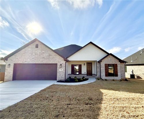 740 Powderhorn Cir, Van Buren, AR, 72956-6640 | Card Image