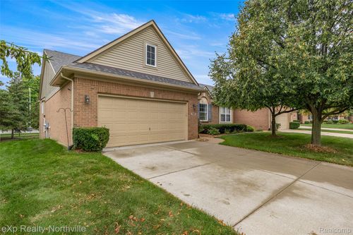 11081 Coventry Ct, Taylor, MI, 48180-7543 | Card Image