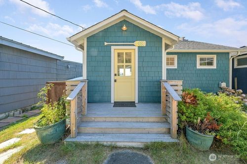1180 Beckett Point Rd, Port Townsend, WA, 98368-9620 | Card Image