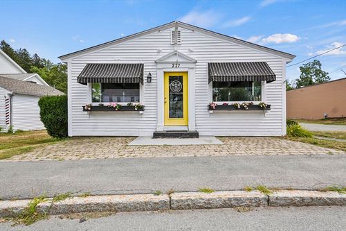 277 Main St, West Newbury, MA, 01985-1416 | Card Image