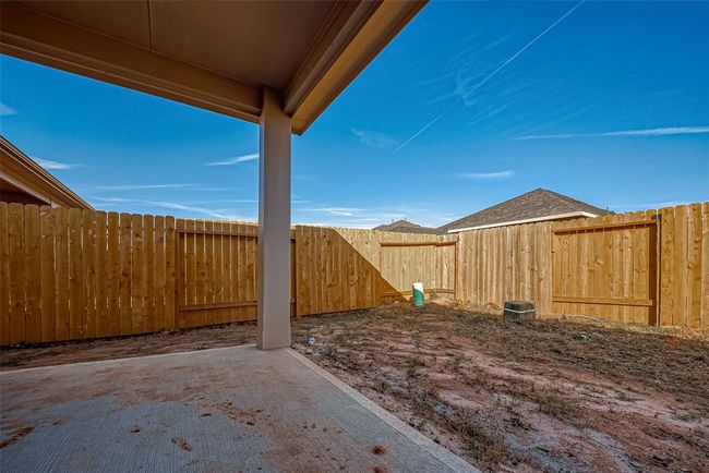 27076 Badger Way, House other with 3 bedrooms, 2 bathrooms and 2 parking in Magnolia TX | Image 44