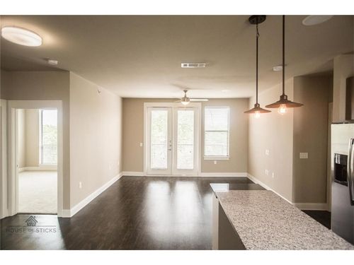 unit-100-1965 Matilda St, Dallas, TX, 75206-8482 | Card Image