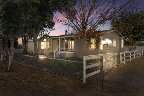 8547 State Highway 33, Gustine, CA, 95322-9718 | Card Image