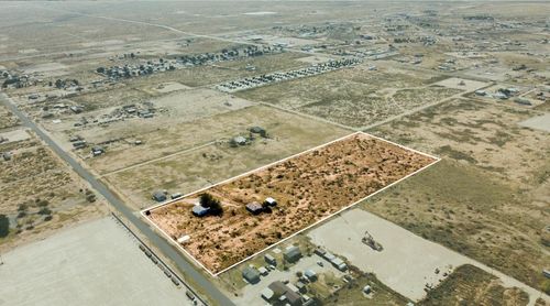 15225 N Pecan Ave, Gardendale, TX, 79758-4722 | Card Image