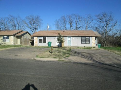 504 Lenora Drive, Taylor, TX, 76574 | Card Image