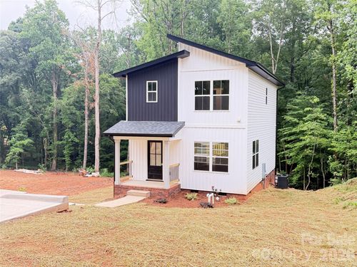 345 Rumple St, Troutman, NC, 28166-8525 | Card Image