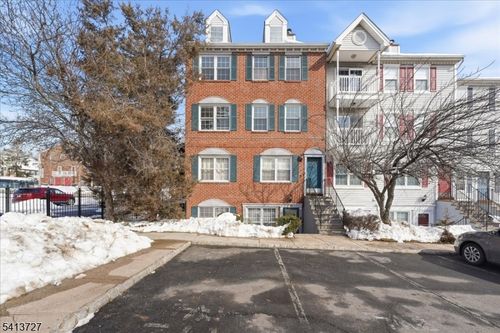 47 Rutgers Dr, Newark, NJ, 07103-3091 | Card Image