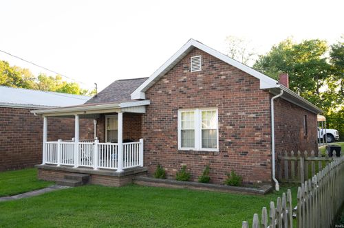 35 S Main St, Chrisney, IN, 47611-9736 | Card Image