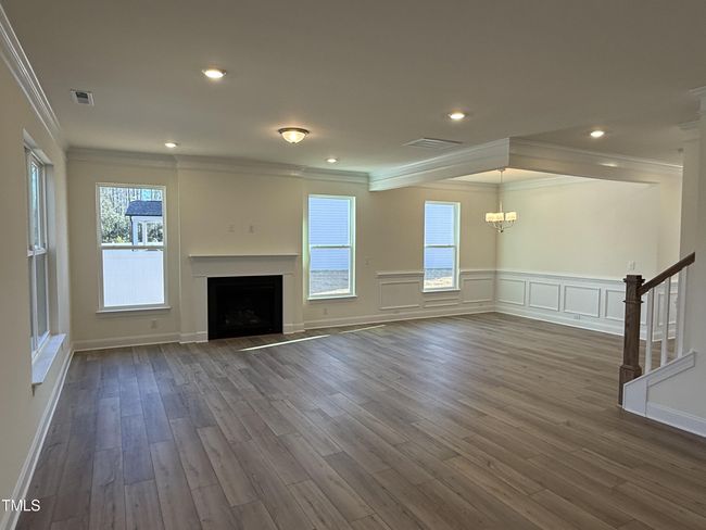living room | Image 4