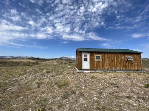 307 Canyon Vista Cir, Wheatland, WY, 82201-7700 | Card Image